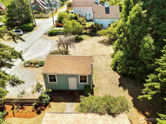 911 Tyler Street, Port Townsend, WA 98368