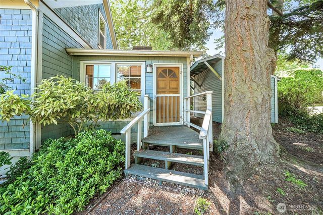 911 Tyler Street, Port Townsend, WA 98368