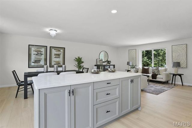 1218 Wood Station Place, Manchester, MO 63021