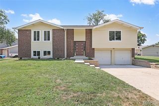 1218 Wood Station Place, Manchester, MO 63021
