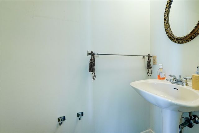 633 Chatelaine Drive, Webster, NY 14580