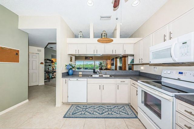 6363 99TH WAY N 12I, St Petersburg, FL 33708