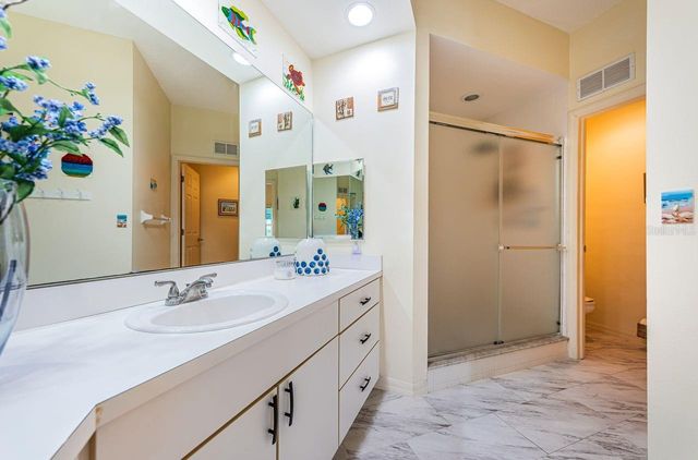 6363 99TH WAY N 12I, St Petersburg, FL 33708