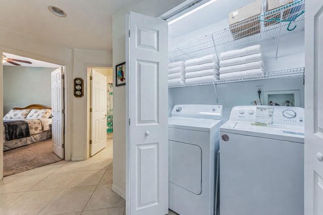 6363 99TH WAY N 12I, St Petersburg, FL 33708