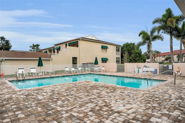 6363 99TH WAY N 12I, St Petersburg, FL 33708