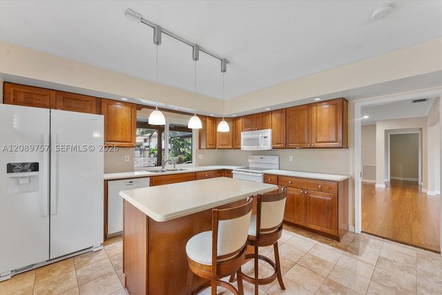 4801 N 36th Ct, Hollywood, FL 33021