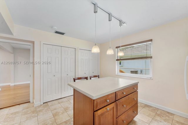 4801 N 36th Ct, Hollywood, FL 33021