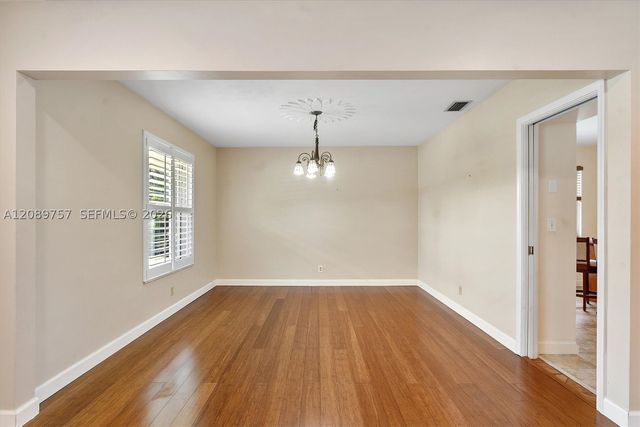 4801 N 36th Ct, Hollywood, FL 33021