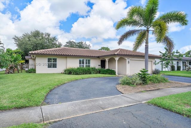 4801 N 36th Ct, Hollywood, FL 33021
