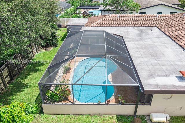 4801 N 36th Ct, Hollywood, FL 33021