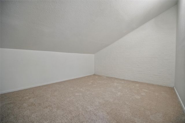 712 Oakwood Trail, Fort Worth, TX 76112