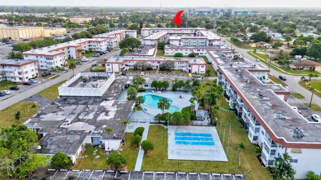 4310 NW 12th Ct 204, Lauderhill, FL 33313