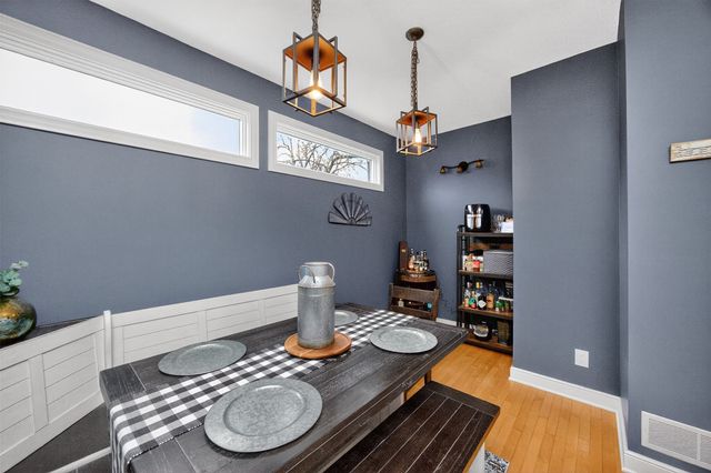 1220 Vine Street, West Des Moines, IA 50265