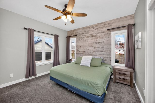 1220 Vine Street, West Des Moines, IA 50265