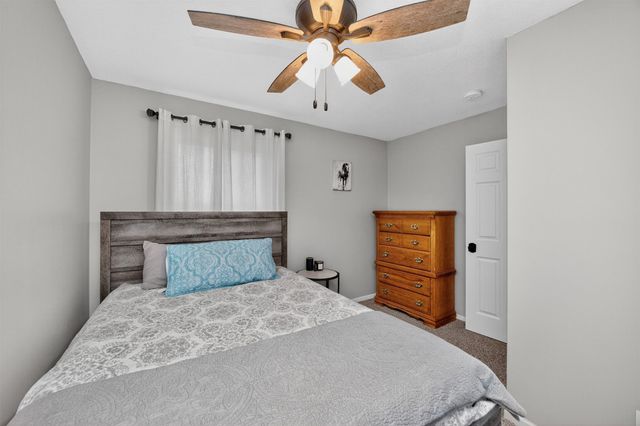 1220 Vine Street, West Des Moines, IA 50265