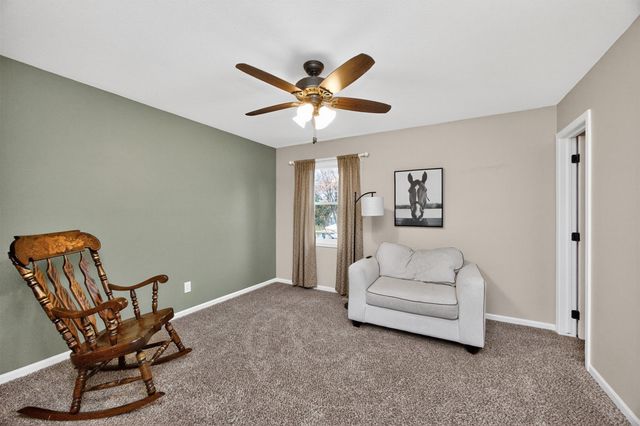 1220 Vine Street, West Des Moines, IA 50265