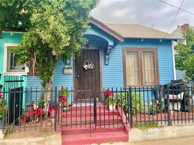 305 S Mott, Los Angeles, CA 90033