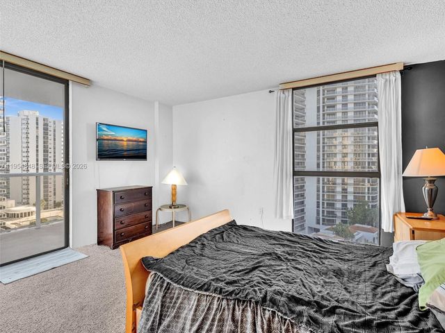 3731 N Country Club Dr 1223, Aventura, FL 33180