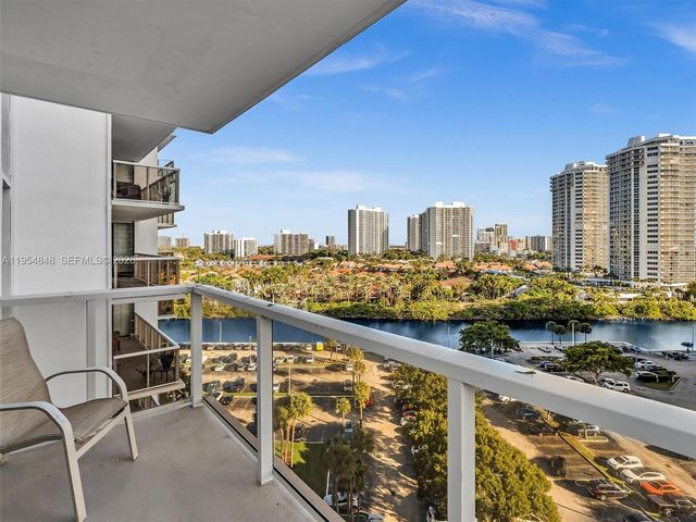 3731 N Country Club Dr 1223, Aventura, FL 33180