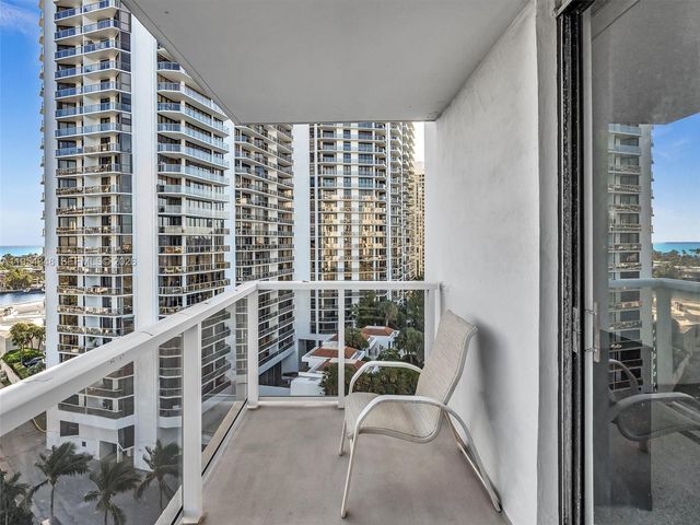 3731 N Country Club Dr 1223, Aventura, FL 33180