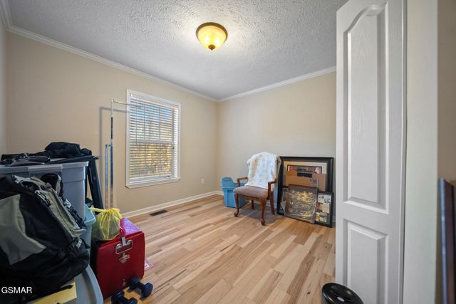 1594 Kinder Lane, Dandridge, TN 37725