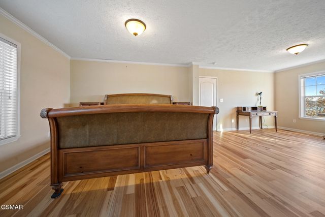 1594 Kinder Lane, Dandridge, TN 37725