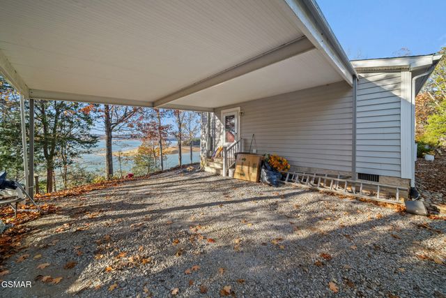 1594 Kinder Lane, Dandridge, TN 37725