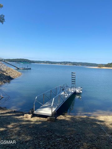 1594 Kinder Lane, Dandridge, TN 37725