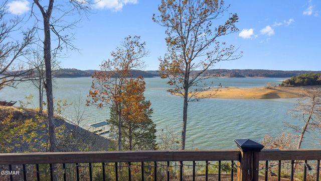 1594 Kinder Lane, Dandridge, TN 37725