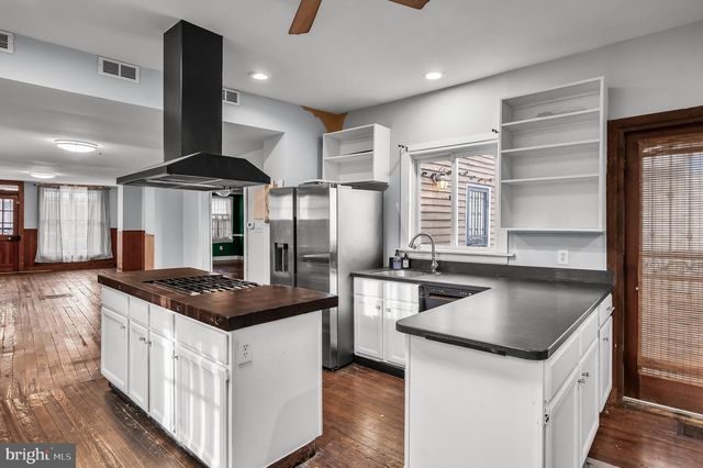 118 MILL ST, Mount Holly, NJ 08060