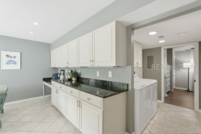 25 Carnoustie Rd Apt 30, Hilton Head Island, SC 29928
