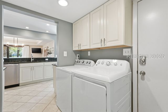 25 Carnoustie Rd Apt 30, Hilton Head Island, SC 29928
