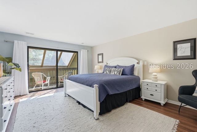 25 Carnoustie Rd Apt 30, Hilton Head Island, SC 29928