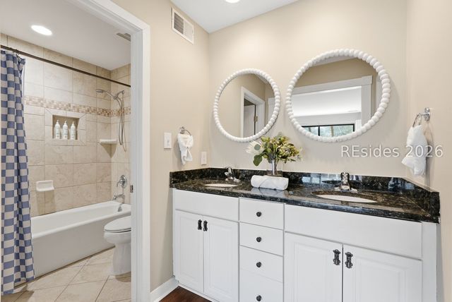 25 Carnoustie Rd Apt 30, Hilton Head Island, SC 29928