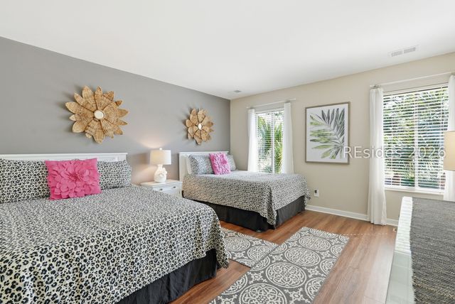 25 Carnoustie Rd Apt 30, Hilton Head Island, SC 29928