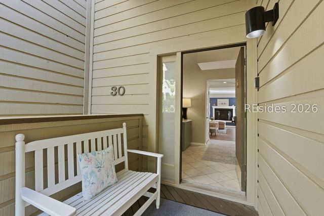 25 Carnoustie Rd Apt 30, Hilton Head Island, SC 29928