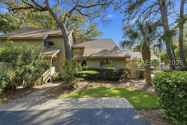 25 Carnoustie Rd Apt 30, Hilton Head Island, SC 29928