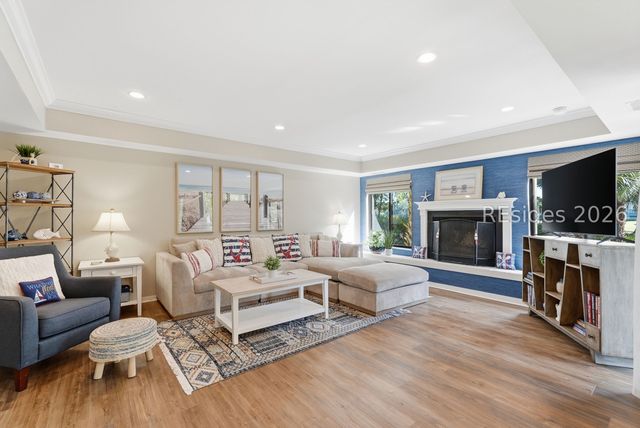 25 Carnoustie Rd Apt 30, Hilton Head Island, SC 29928