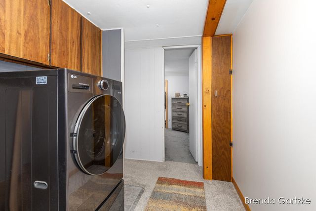 9807 N Maple Hill Road, Reynolds Twp, MI 49329