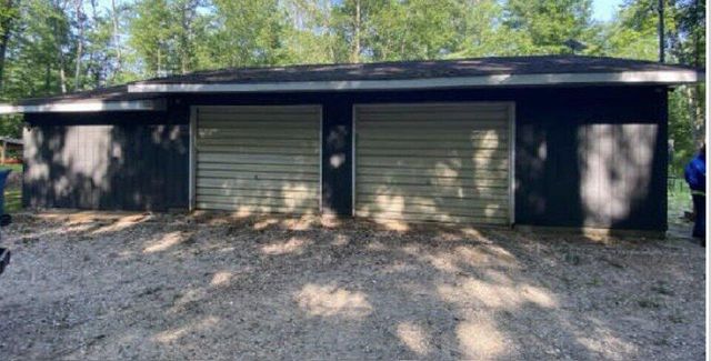 9807 N Maple Hill Road, Reynolds Twp, MI 49329