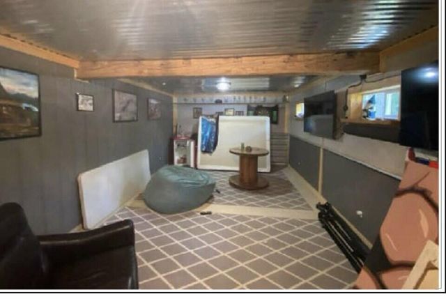 9807 N Maple Hill Road, Reynolds Twp, MI 49329