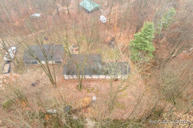 9807 N Maple Hill Road, Reynolds Twp, MI 49329