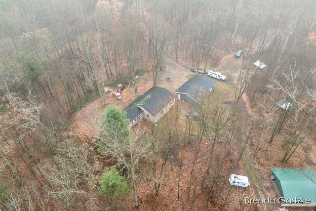 9807 N Maple Hill Road, Reynolds Twp, MI 49329