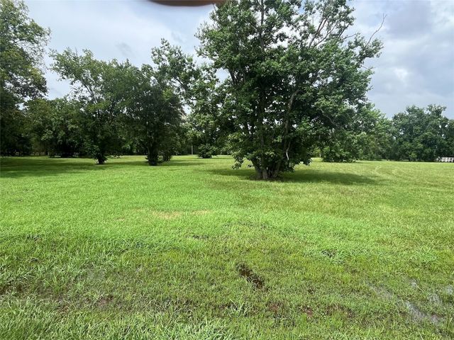 6703 Rustling Oaks Drive, Rosenberg, TX 77469