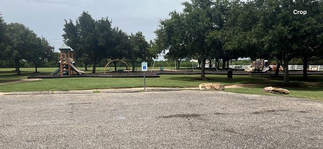 6703 Rustling Oaks Drive, Rosenberg, TX 77469