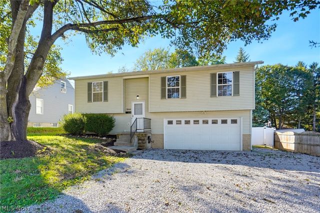 1844 Cramer Avenue, Akron, OH 44312