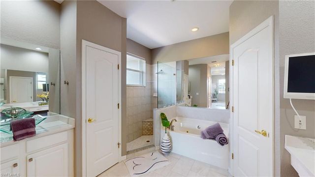 120 SE 13th AVE, Cape Coral, FL 33990