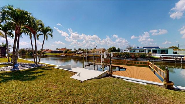 120 SE 13th AVE, Cape Coral, FL 33990