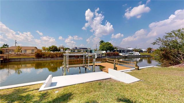 120 SE 13th AVE, Cape Coral, FL 33990