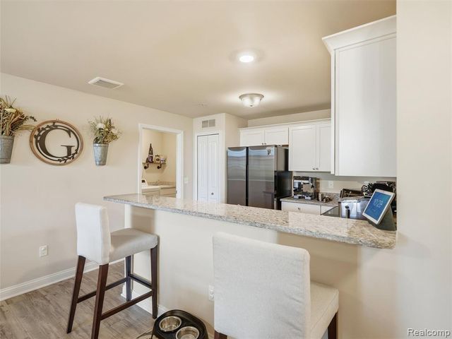 45590 Aragon Lane, Canton, MI 48187